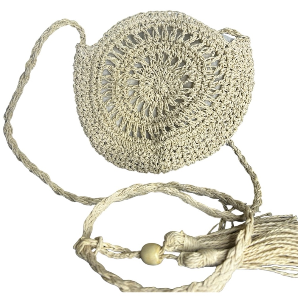 Woven Cream Circle Purse